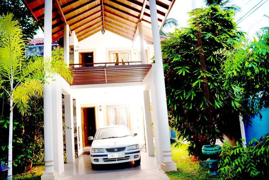 Northwood Residence - Marawila Exterior foto